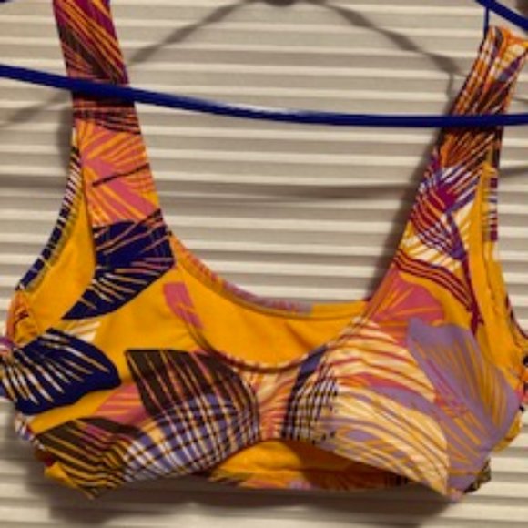 Colorful Sports bra top with wide straps and 3 ties on each side, pullover style - Picture 3 of 5